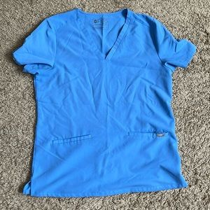 Women’s Figs scrub top size L